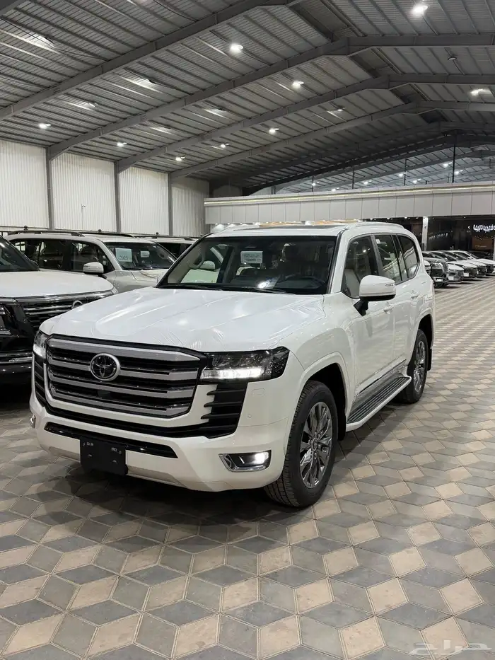 تويوتا لاندكروزر 2025-GXR-L3سعودي اقل سعر 3