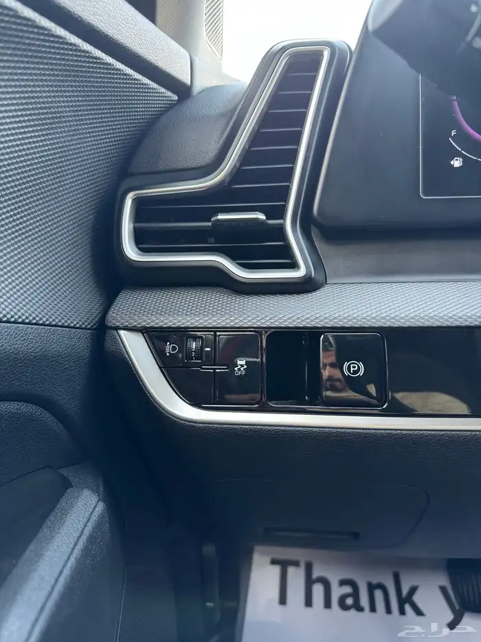 للبيع كيا سبورتاج 2024 - نص فل - دبل محرك 1.6 15