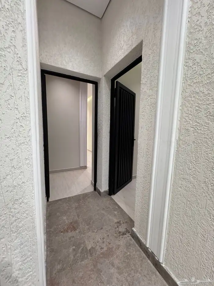 للبيع روف علوى مع ملحق 8 غرف على برحه مسجد من 680 الف 5