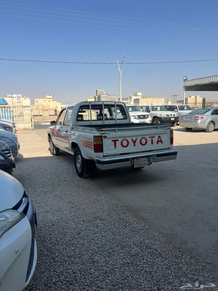 تويوتا هايلوكس 2