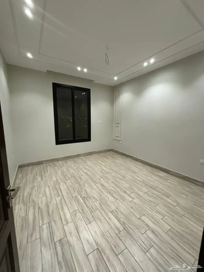 شقة 5 غرف فاخرة للإيجار بحي الربوة 4