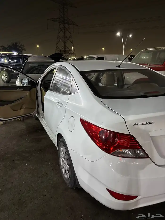 اكسنت نظيف المالك الأول 1