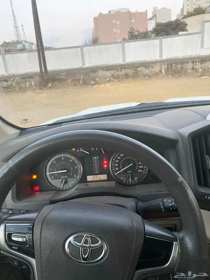 لاندكروزر 2018 ديزل 13