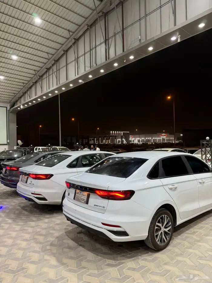 جيلي ام جرامد 2023 للبيع 2