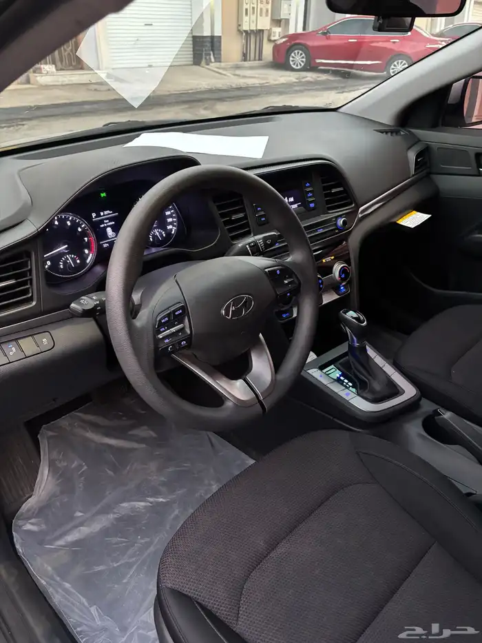 للبيع هونداي افانتي 2020 وارد كوريا 6