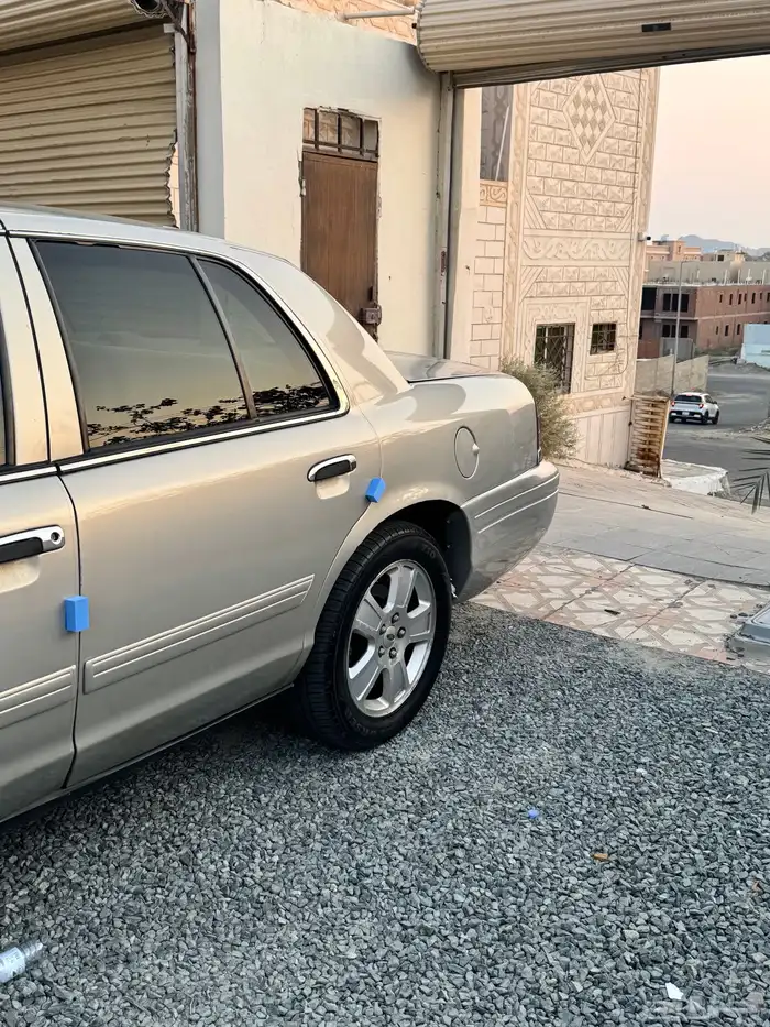 فورد فكتوريا 6