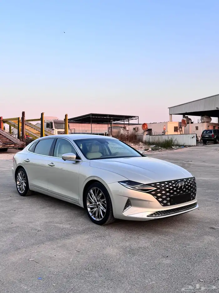 للبيع هونداي ازيرا 2020 بنزين وارد كوريا 7