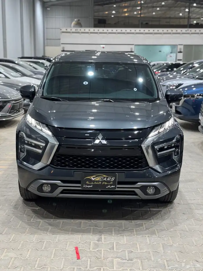ميتسوبيشي اكسباندر موديل 2023 فل كامل - عداد 29 الف كيلو 0