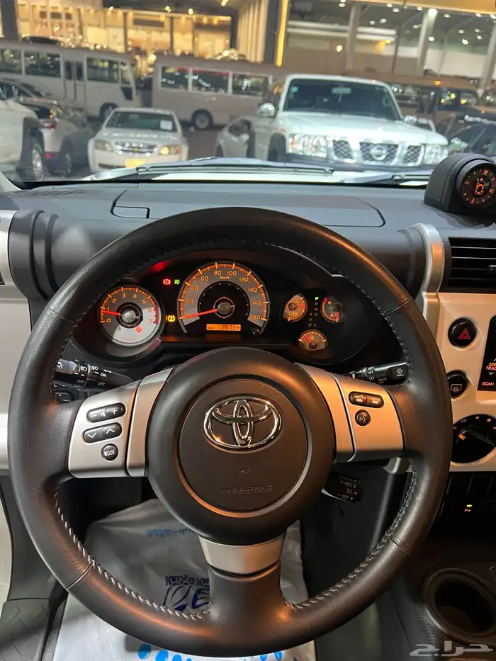 للبيع تويوتا اف جي موديل 2022 9