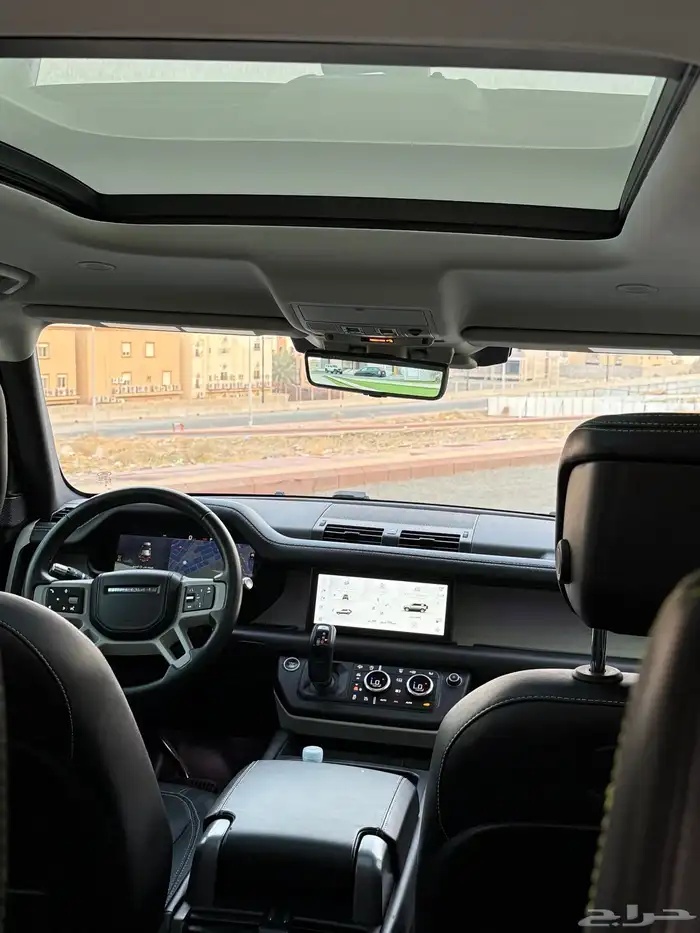 دفيندر HSE V6 13