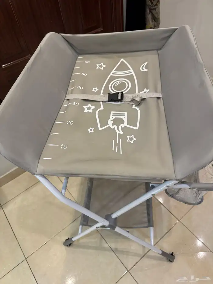 طاولة تغيير أطفال مواليد رضع 1