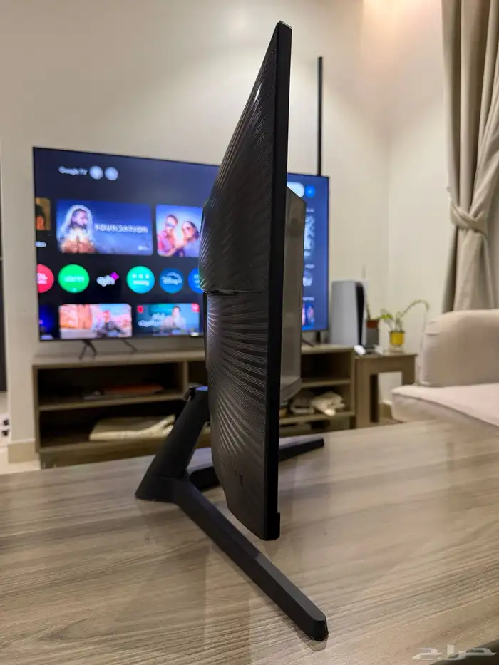 شاشة اوديسي G5 سامسونج منحنية 27   165 Hz 4