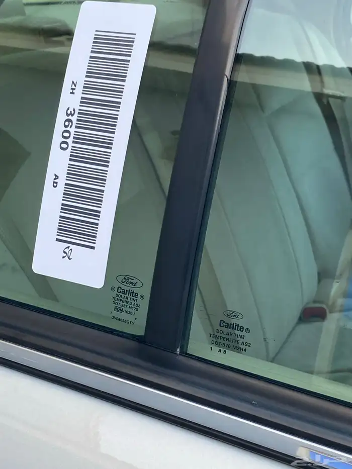 فورد كراون فكتوريا 2011 نظيف مشروط 15