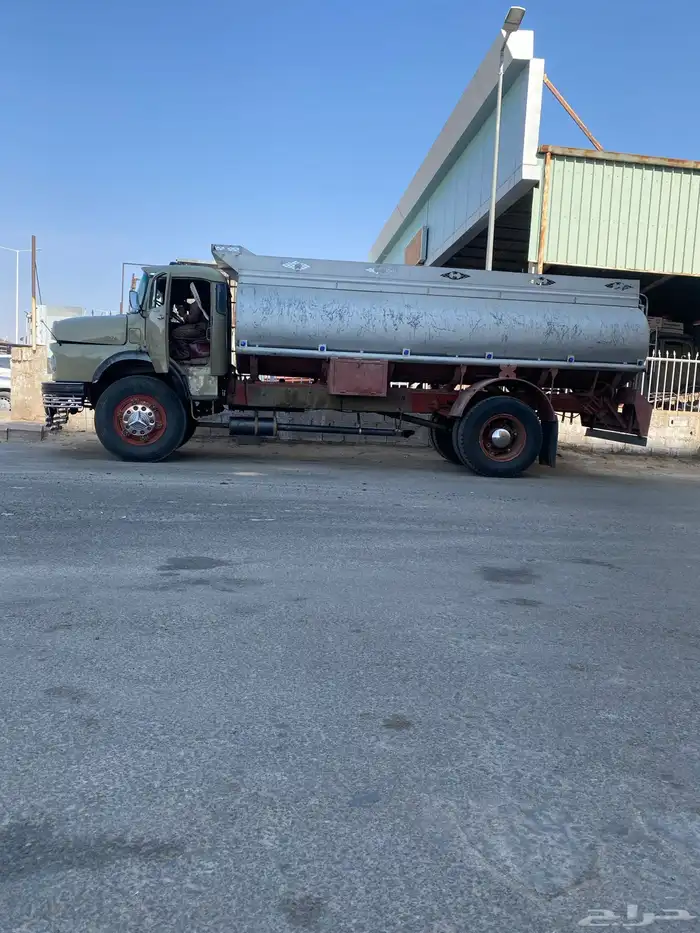 وايت عايدي استماره مطوف من 1442 نقل عام مديل 1982 3