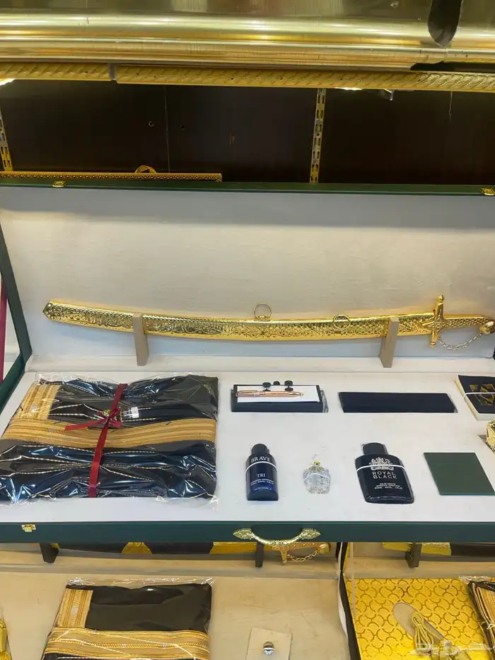 بشت وبر شتوي هدايا زواج ترقية تقاعد تكريم منزل جديد 65