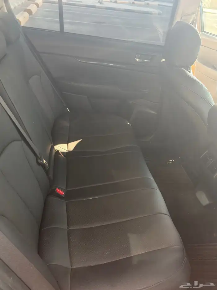 Subaru Legacy 2011 9