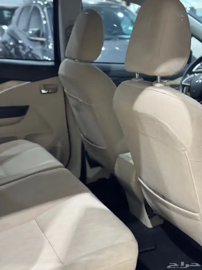 ميتسوبيشي اكسباندر موديل 2023 فل كامل - عداد 29 الف كيلو 9