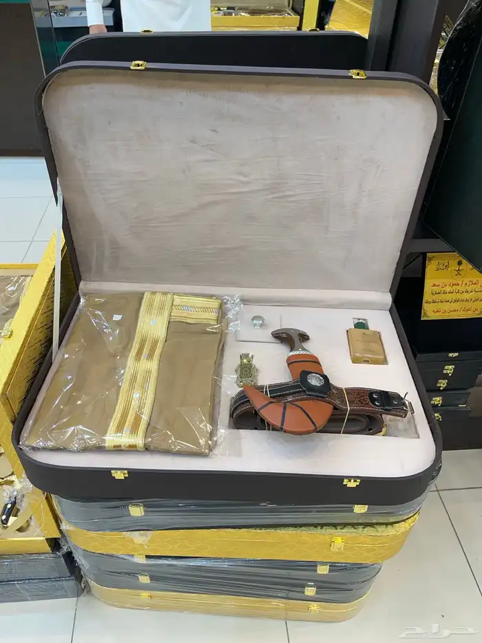 بشت وبر شتوي هدايا زواج ترقية تقاعد تكريم منزل جديد 57