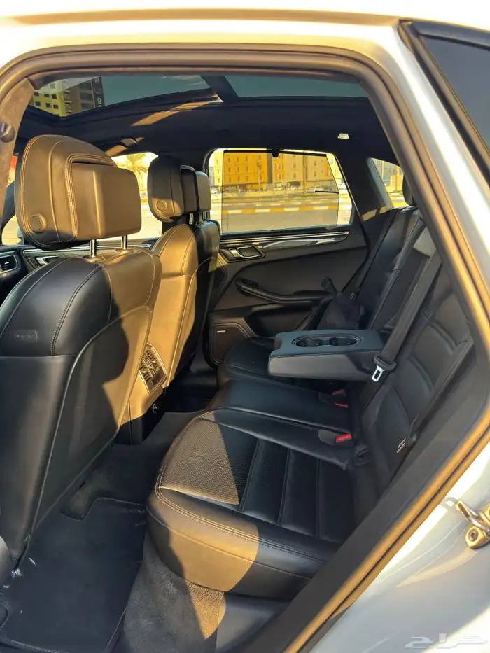 للبيع بورش ماكان 2015 ممشى 110 كم فقط 10