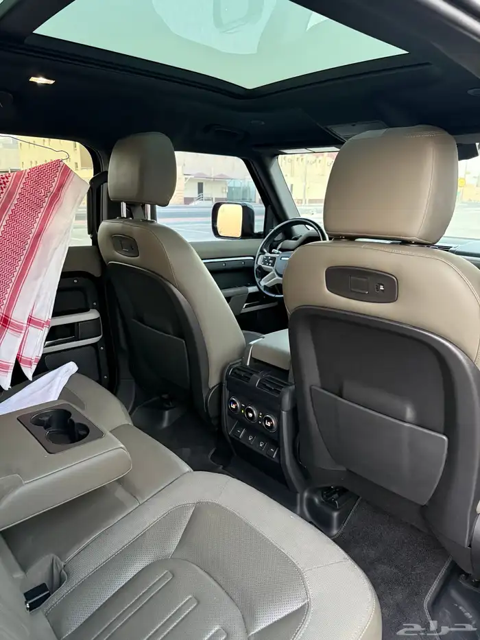 ديفندر 2021 10