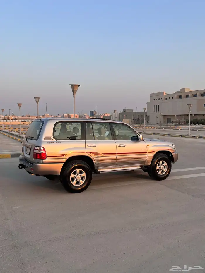 لاندكروزر GX-R موديل 2004 فل كامل 11
