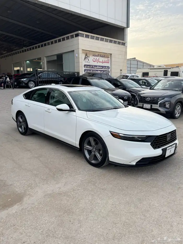 للبيع هوندا اكورد 2023 - نص فل - بحالة الوكاله 1