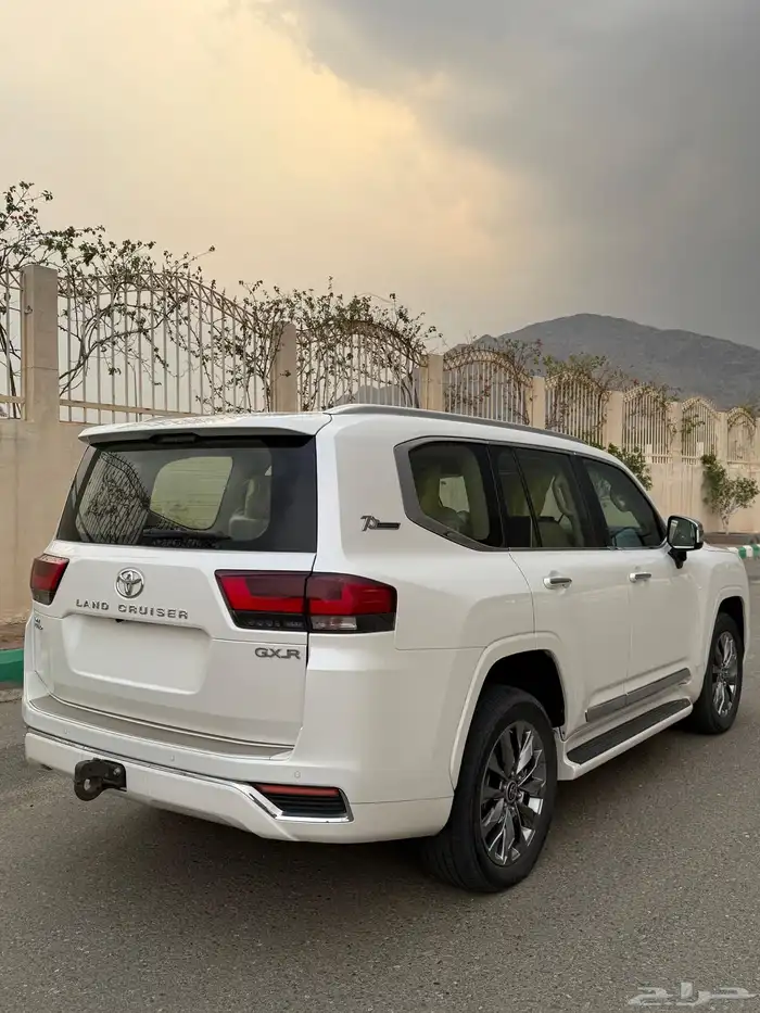 للبيع لاندكروزر 2022 3