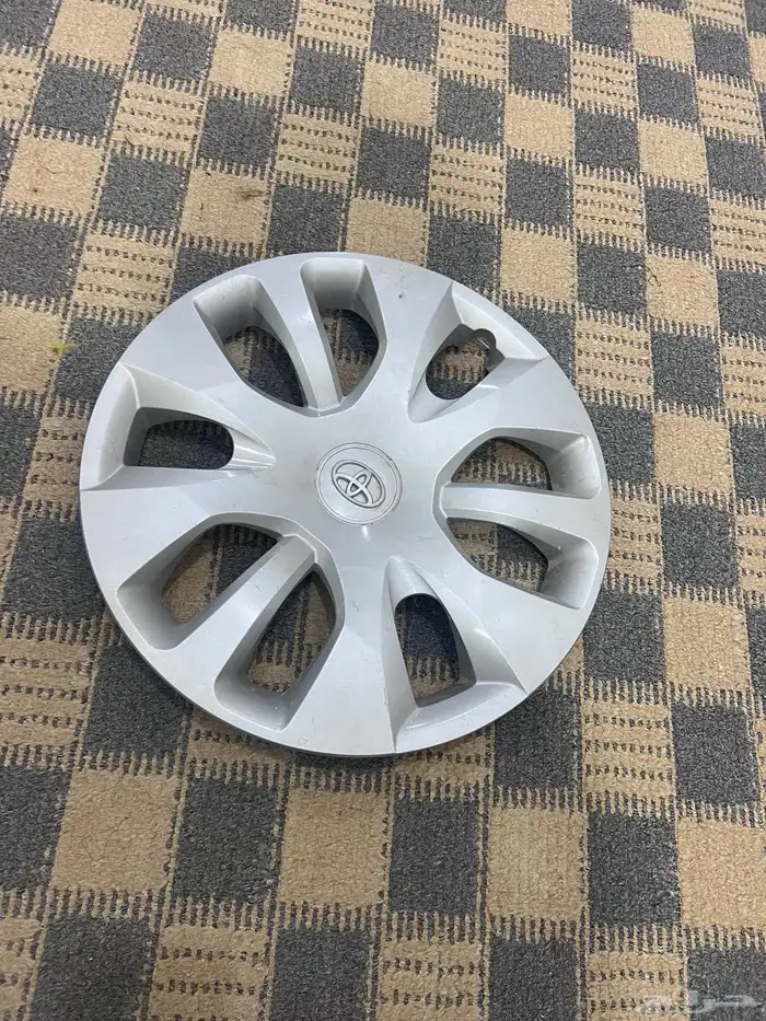 طيس هايلوكس 2019 جديده لم تستخدم 0