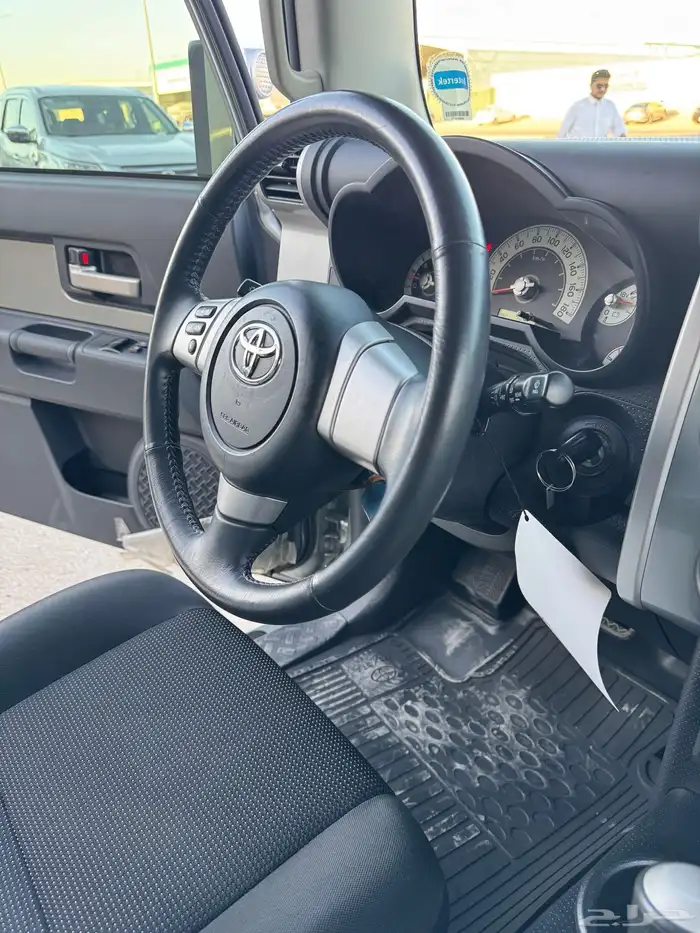 للبيع تويوتا اف جي 2010 - مخزن عداد 40 الف فقط 22