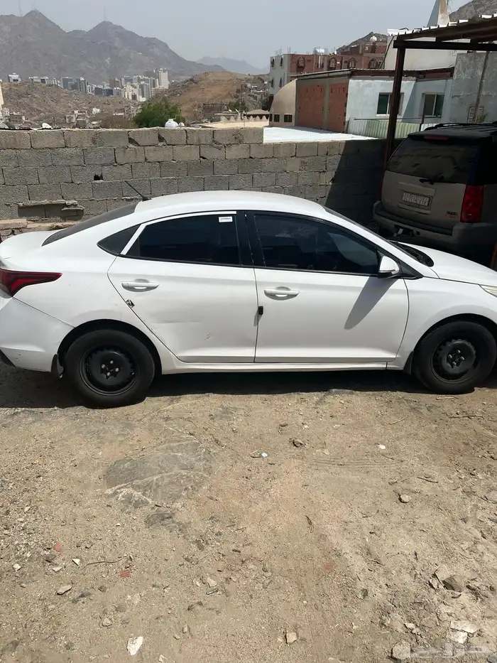 للبيع اكسنت 2019 0