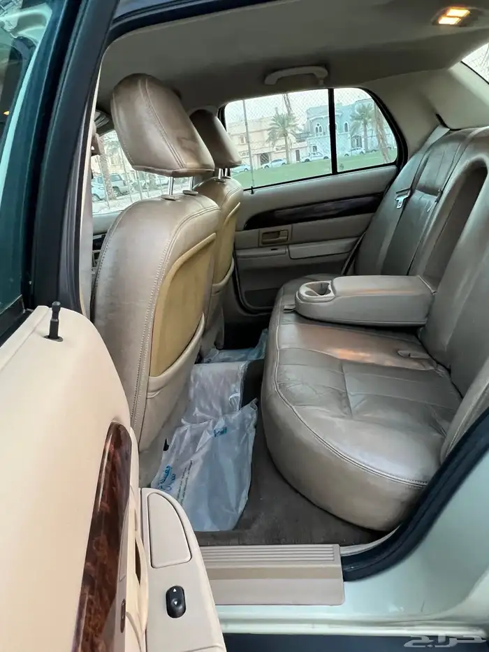 فورد قراند ماركيز لمتد 9