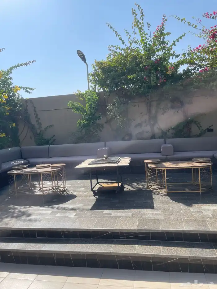 اثاث مستعمل شاليهات استراحات مكيفات ثلاجات شاشات كنب 13