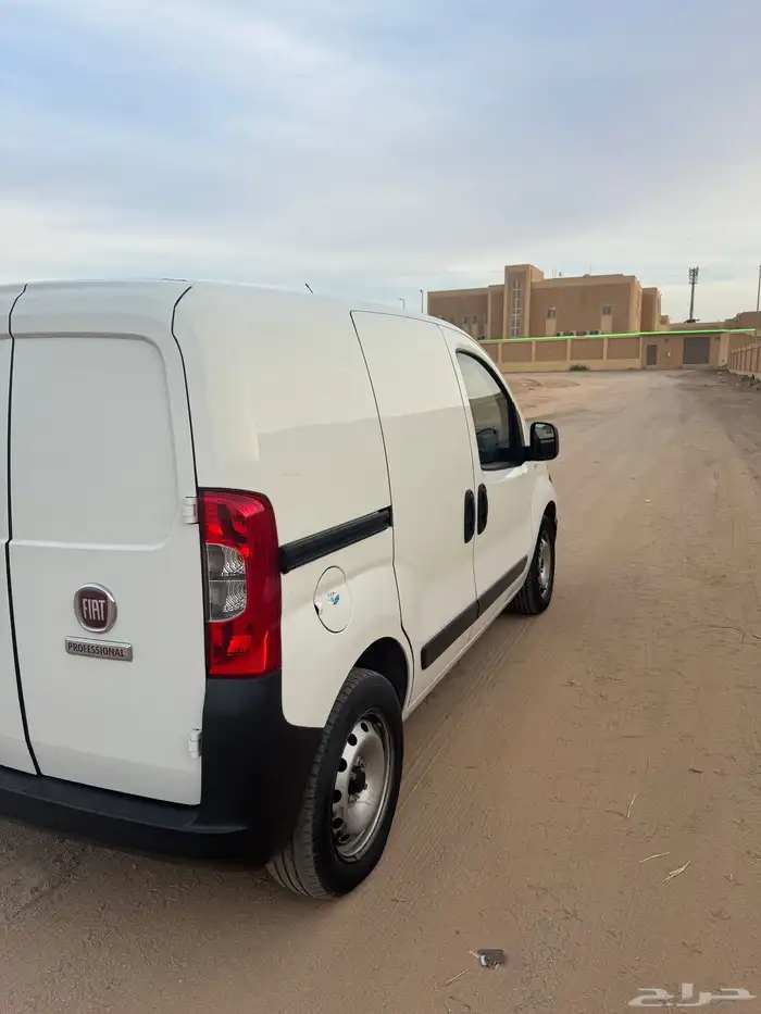 سيارة فيات فيورينو فان بضاعة 1