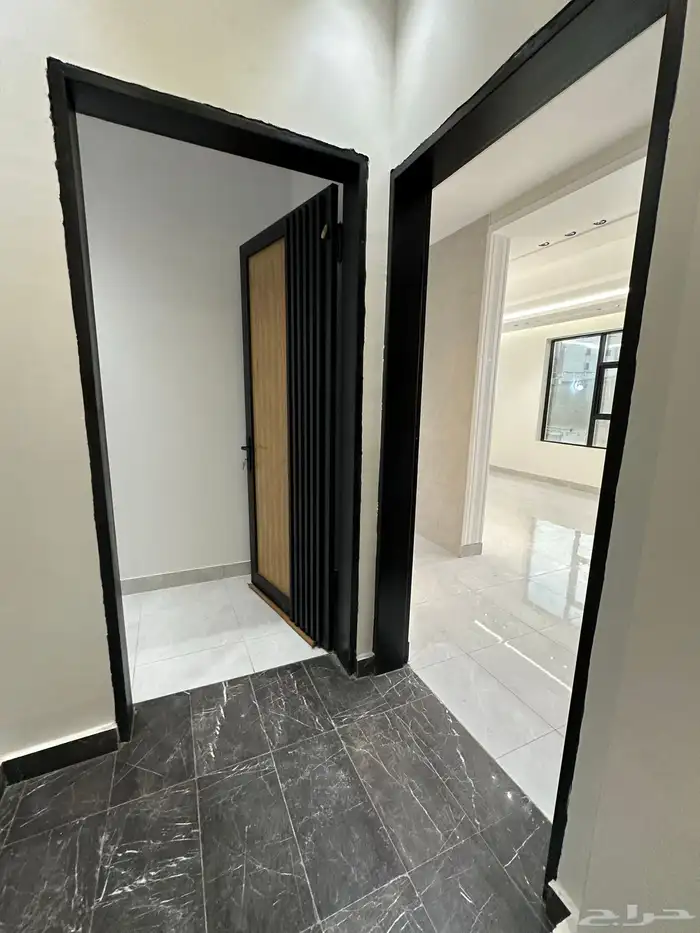 للبيع روفات ارضي وعلوي مودرن باسعار من 650 الف المحالة 14