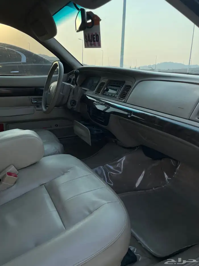 جراند ماركيز LS 2011 32