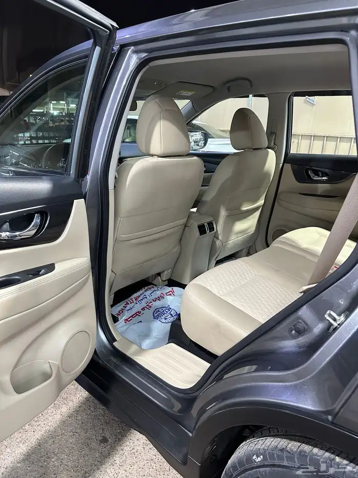 نيسان اكس تريل 2022 وكالة 9