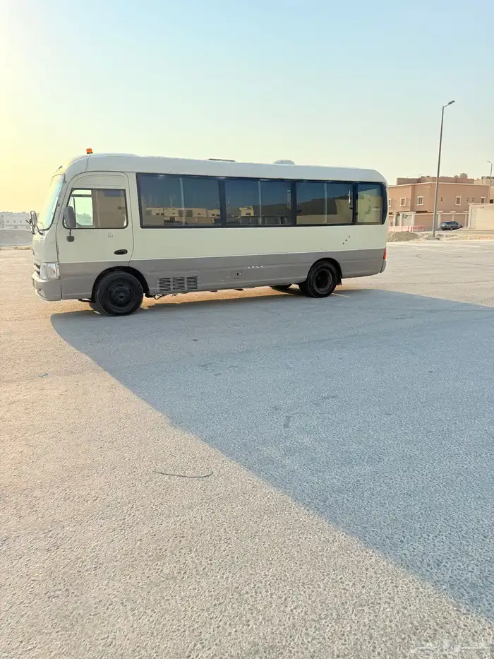 باص كونتي هونداي 2012 ديزل 30 راكب 8