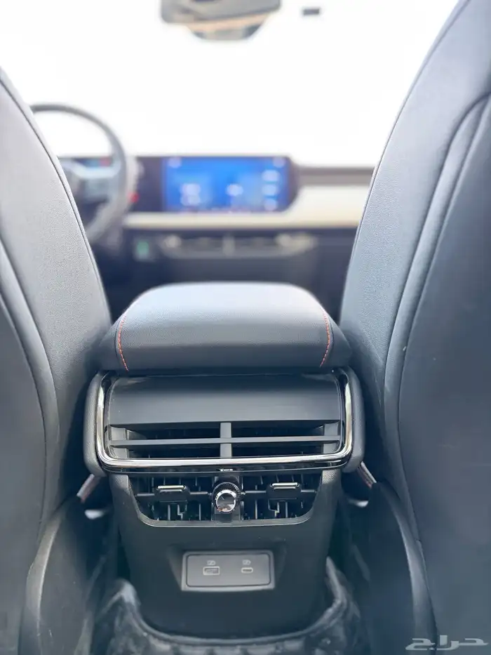 فورد تورس 2024 فل كامل تيتانيوم 71