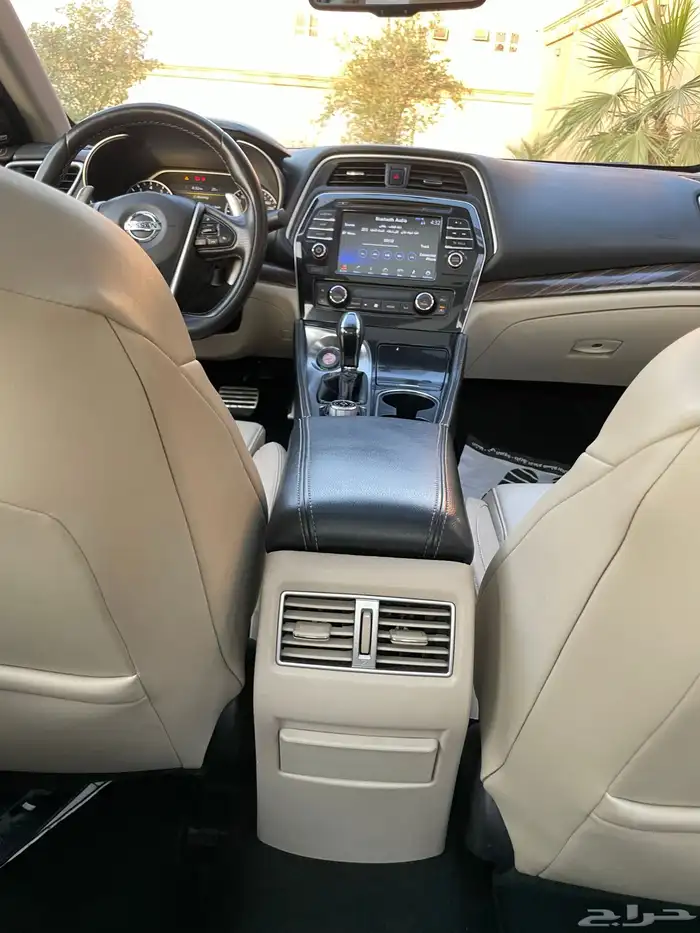 نيسان مكسيما 12