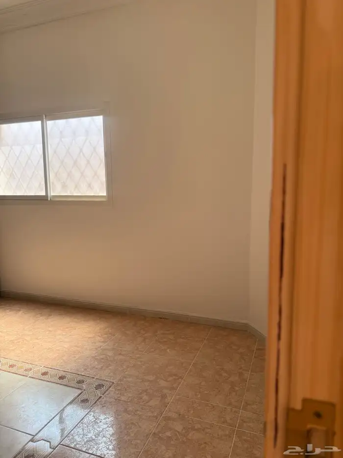 للإيجار دور علوي ودور أرضي مستقل بالرس 0