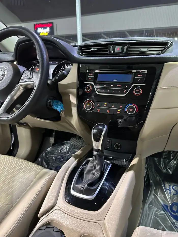 نيسان اكس تريل 2022 وكالة 17