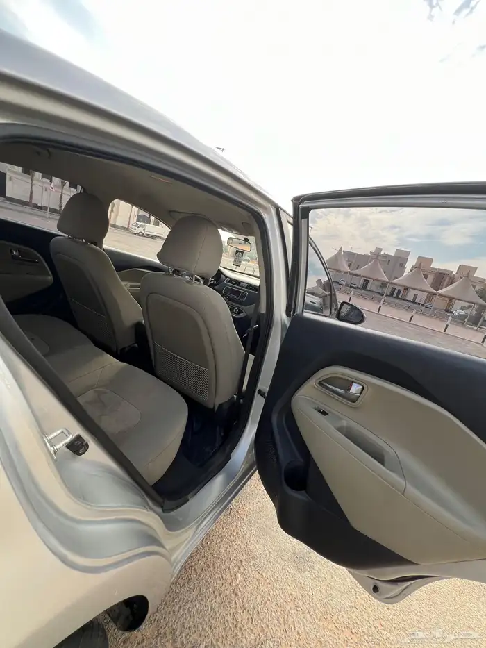 كيا ريو 2017 للبيع مالك ثاني من الوكالة 16