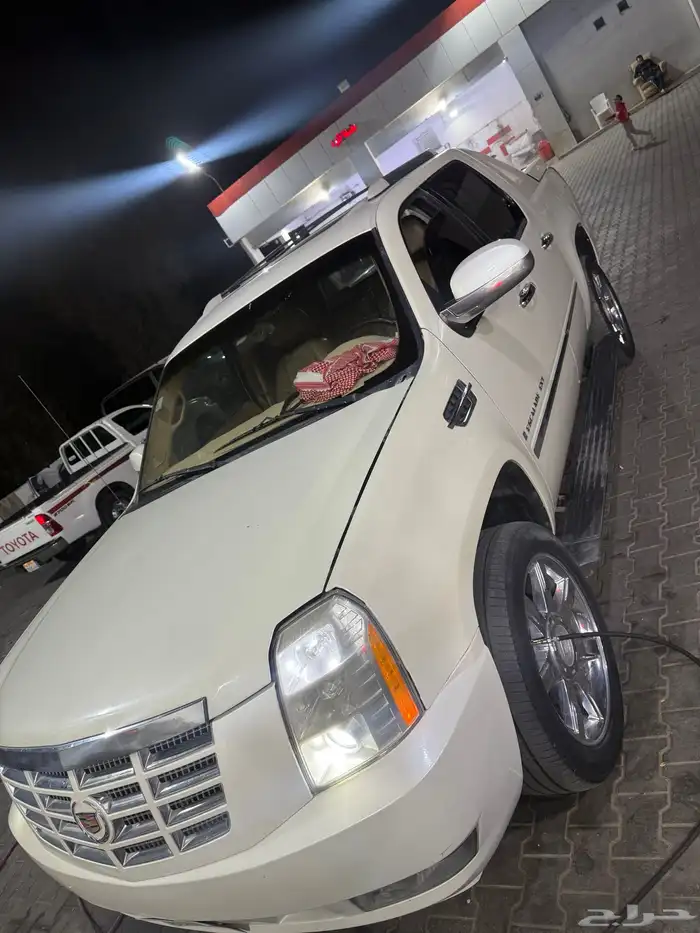 كاديلاك اسكاليد حوض 2009 25