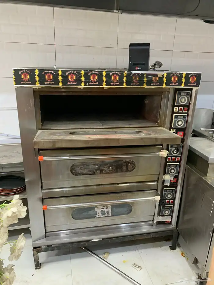 اغراض مطعم كامل للبيع 12