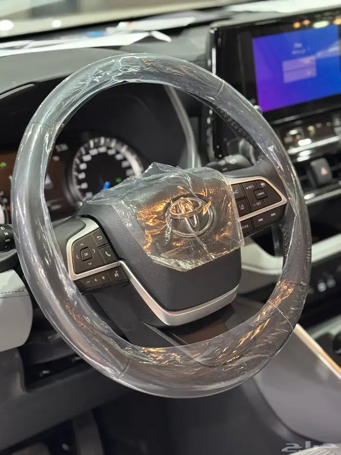 تويوتا   هايلاندر GLE هايبرد 2025 جديد سعودي 157.550 شامل 11