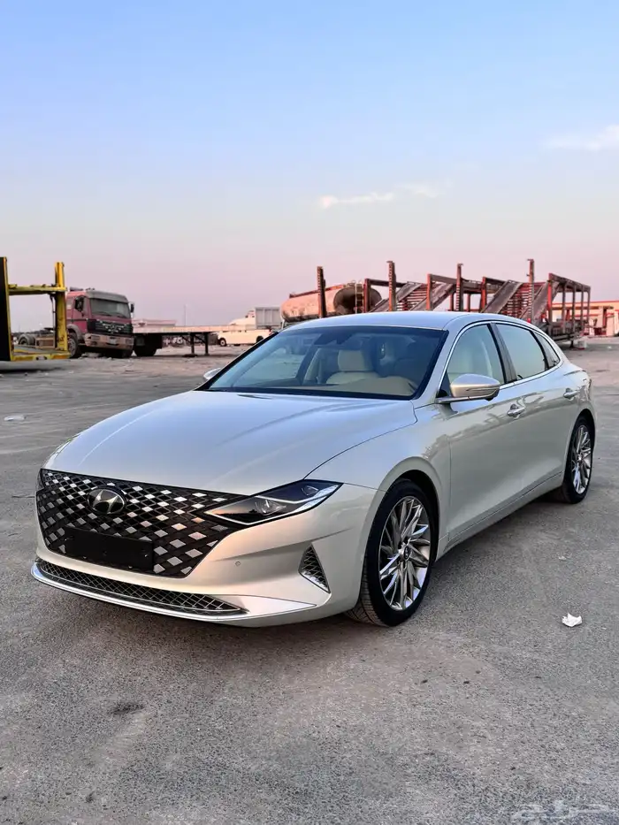 للبيع هونداي ازيرا 2020 بنزين وارد كوريا 1