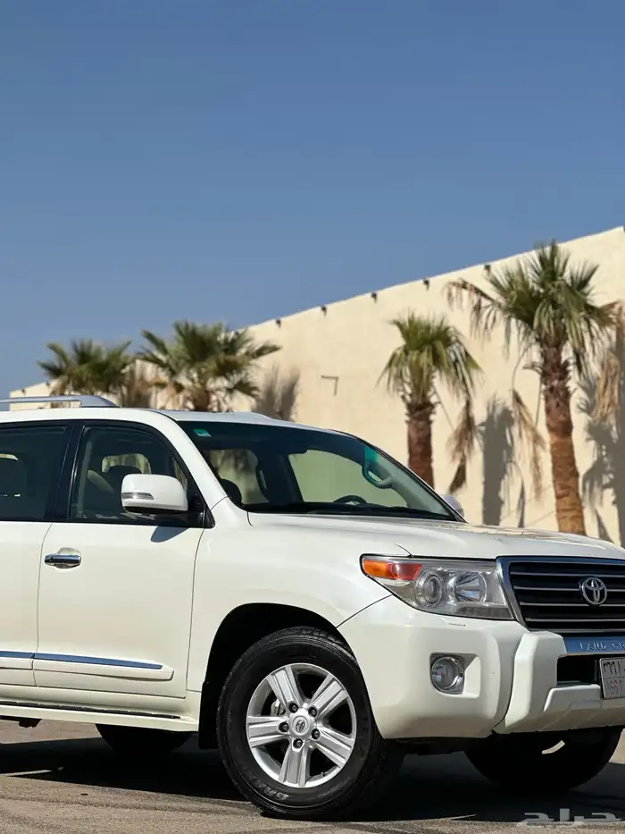 لاندكروزر 2013 شرط البدي والمحركات 2