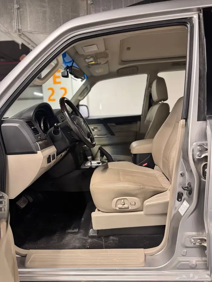 ميتسوبيشي باجيرو موديل 2022 فل كامل 11