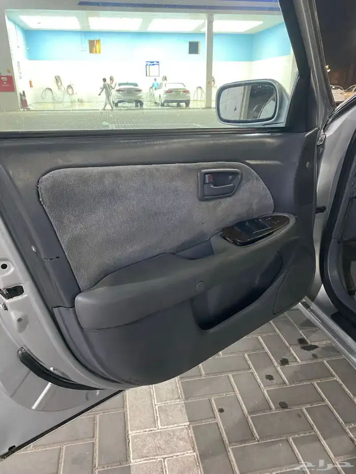 كامري 2002 GLi اللون فضى 19