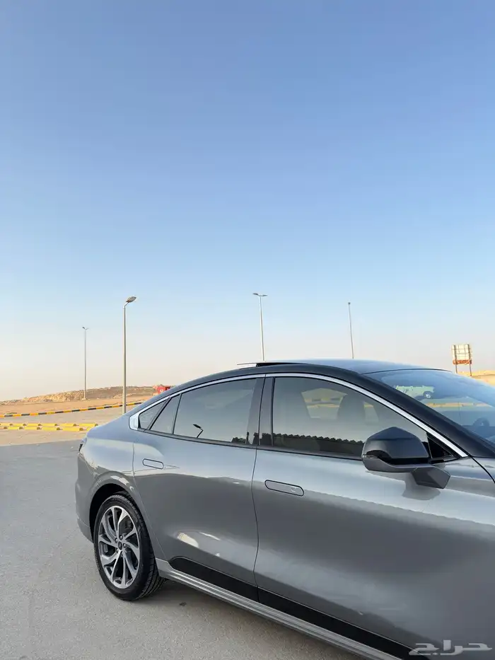 فورد تورس 2024 فل كامل تيتانيوم 30